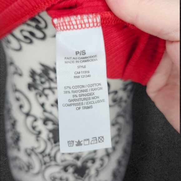 GARAGE Red Ribbed Crop Top - Small - Picture 4 of 5